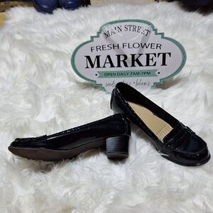 Easy Spirit Shiny Black Loafers